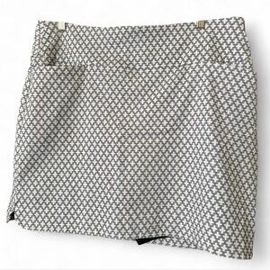 Elegant Black and White Patterned Skort